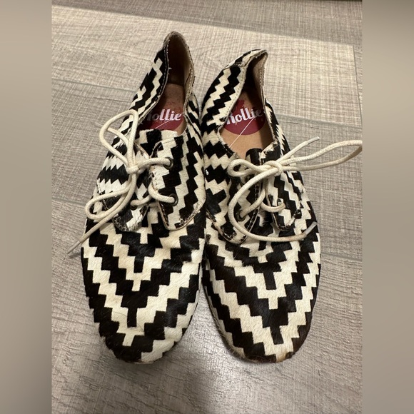 🎉HOST PICK 🎉 Rollie Black & White Calf Hair Oxfords - Picture 3 of 8